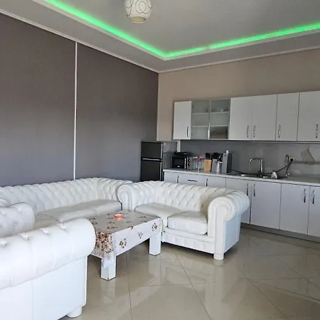 Apartment Aura