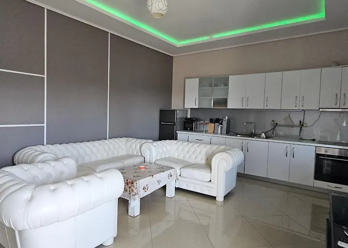 Apartment Aura