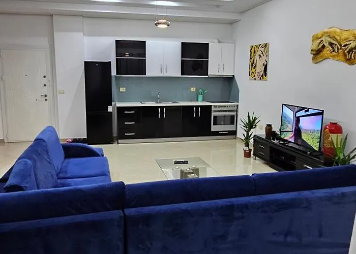 Apartment Aura