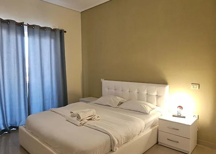 Apartment Aura *